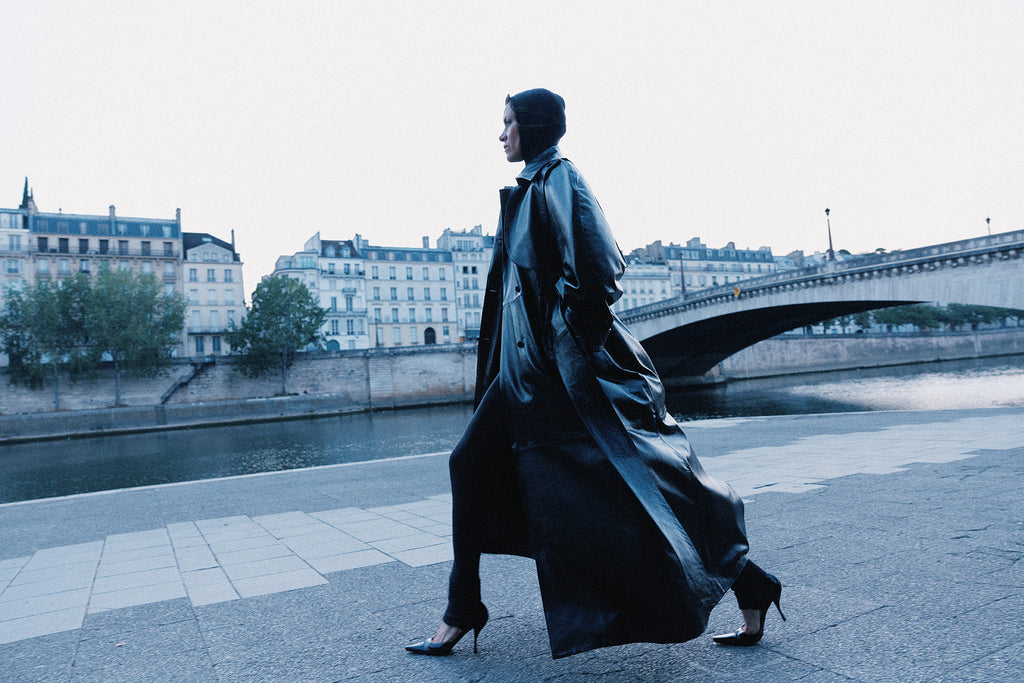 BLACK PATENT LEATHER TRENCH COAT