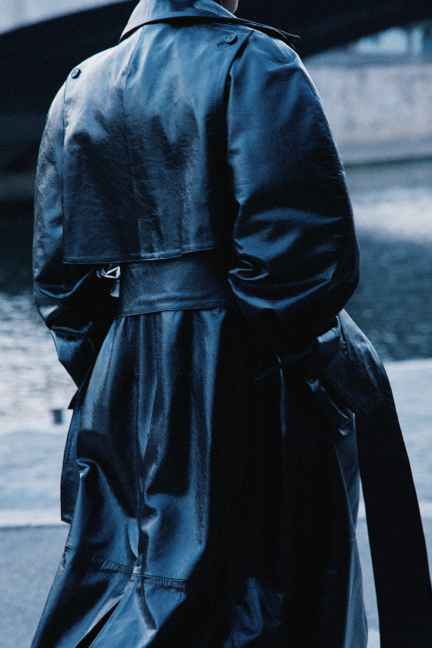 BLACK PATENT LEATHER TRENCH COAT